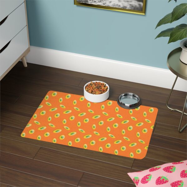 Vibrant Pet Food Mat - 12x18 Non-Slip Design for Cats and Dogs-Crusta